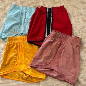 Nike Women’s Running Shorts Set of 4 (Size Large)